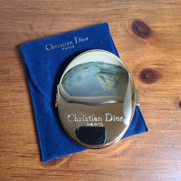 Dior Vintage Gold Compact Mirror With Dustbag Makeup Mirror - Picture 3 of 12